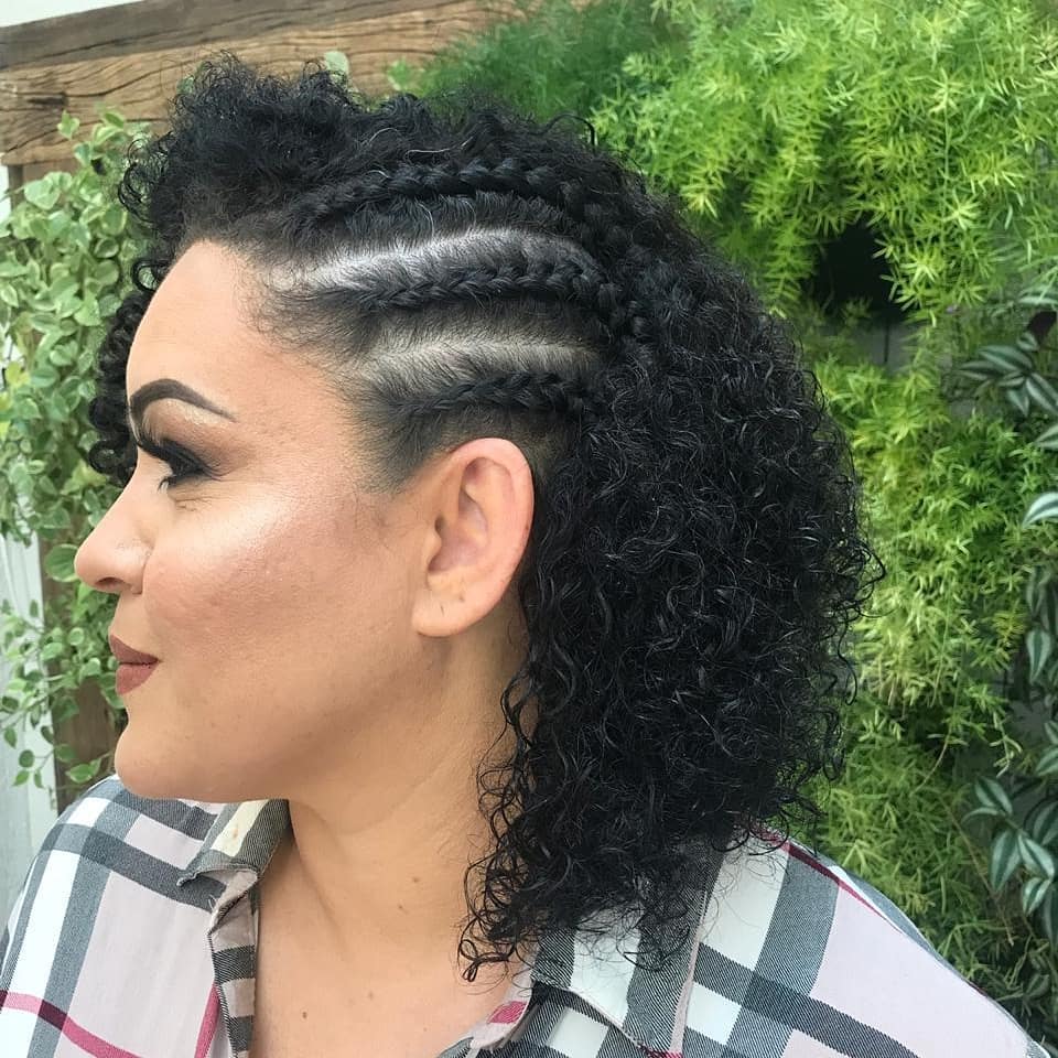 Penteado em Palmares, Belo Horizonte - Spazio Tamires Lima Penteado em Palmares, Belo Horizonte - Spazio Tamires Lima